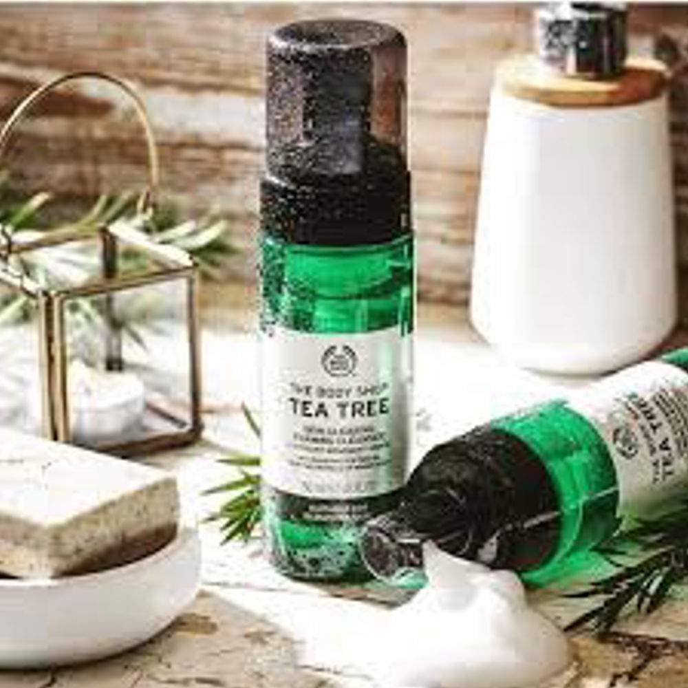 Tea Tree Skin Clearing Foaming Cleanser The Body Shop 150ML - Image 2